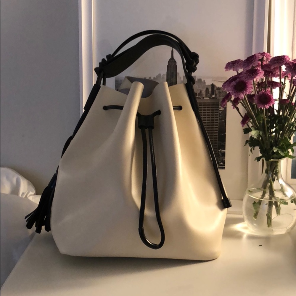 Vince Camuto black and white bucket bag